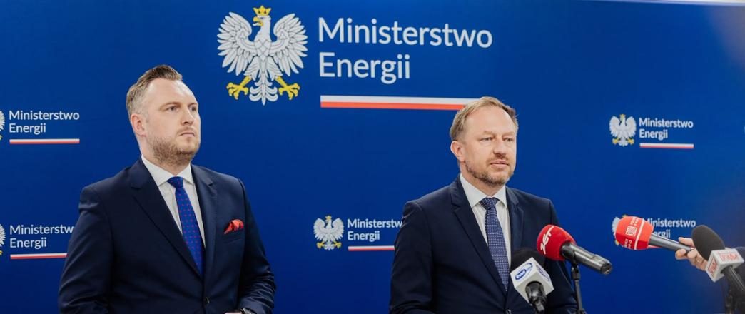 Prezydent zablokował 4 mld zł na niższe ceny paliw - Paragraf